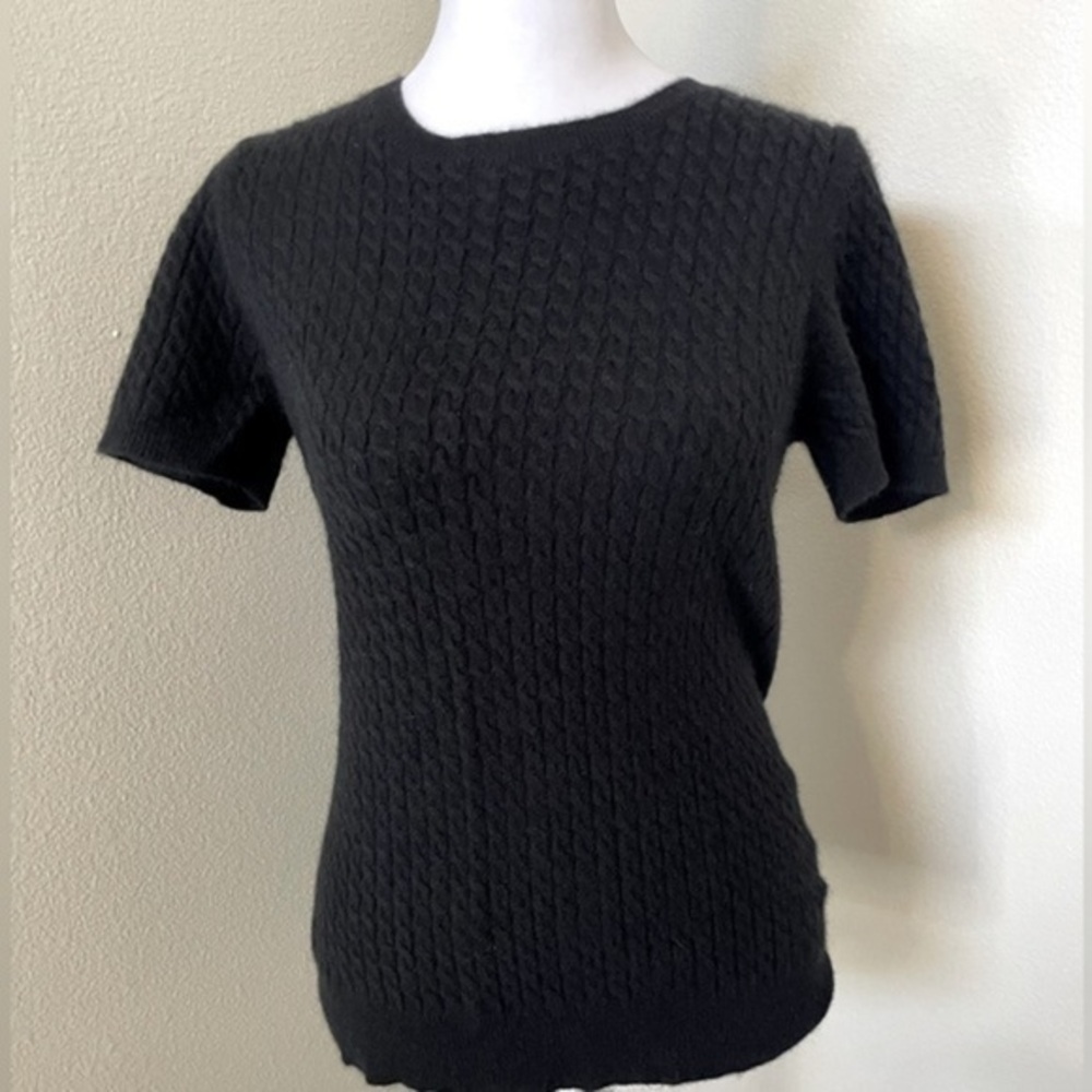 Alex Marie Size medium 100% Cashmere Black top